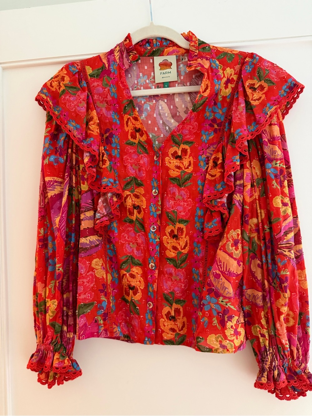 FARM Rio Red Floral Puff-Sleeve V-Neck Blouse - Picture 2 of 4
